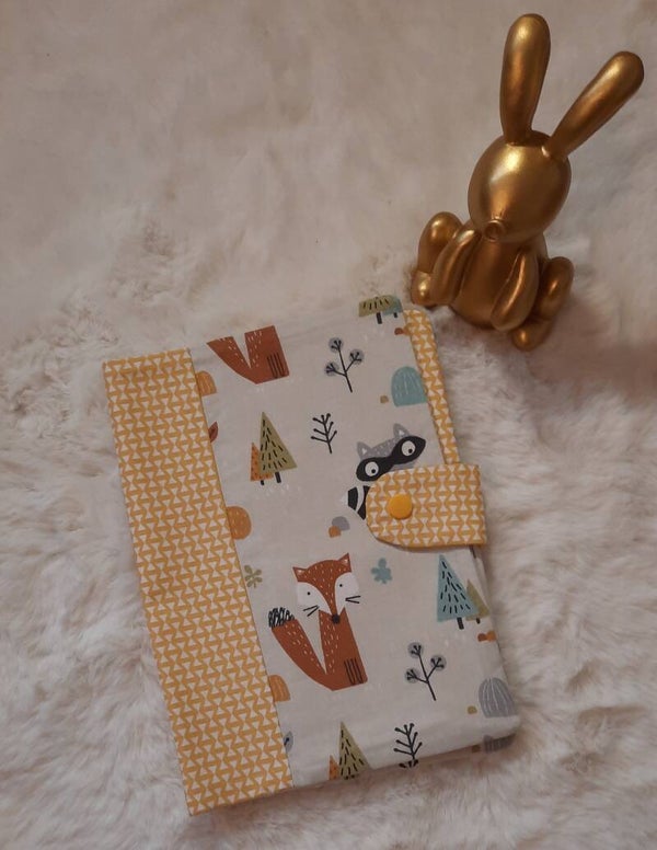 Protège carnet de santé - Amis de la forêt / jaune