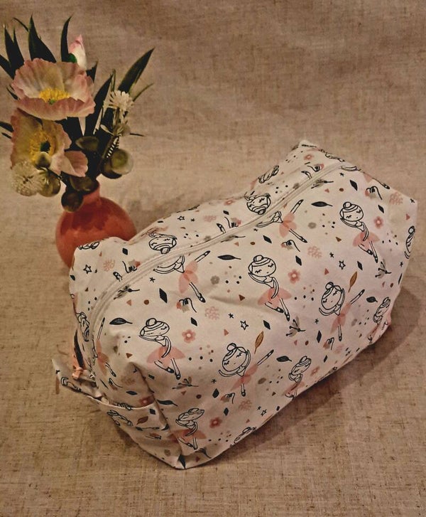 Trousse de toilette - Danseuses