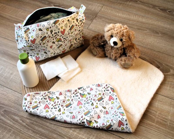 Trousse nomade - Coeurs et étoiles "kawai"