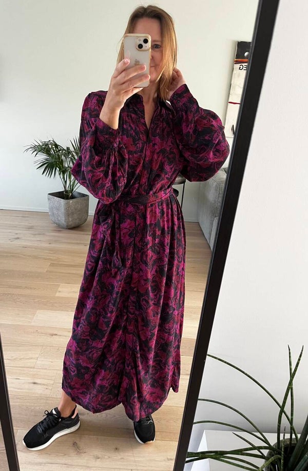 LumiGZ dress, pink art