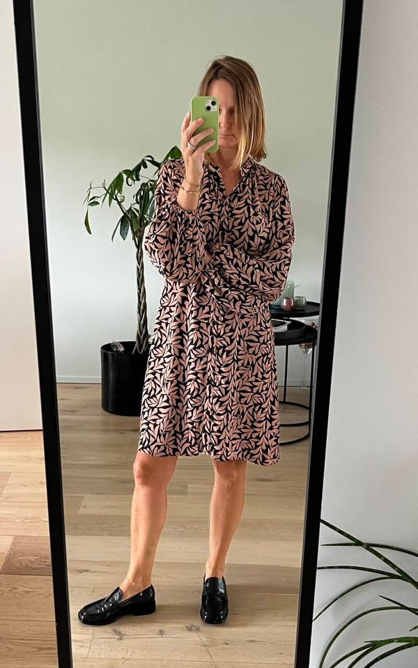 Loa dress, taupe leaves