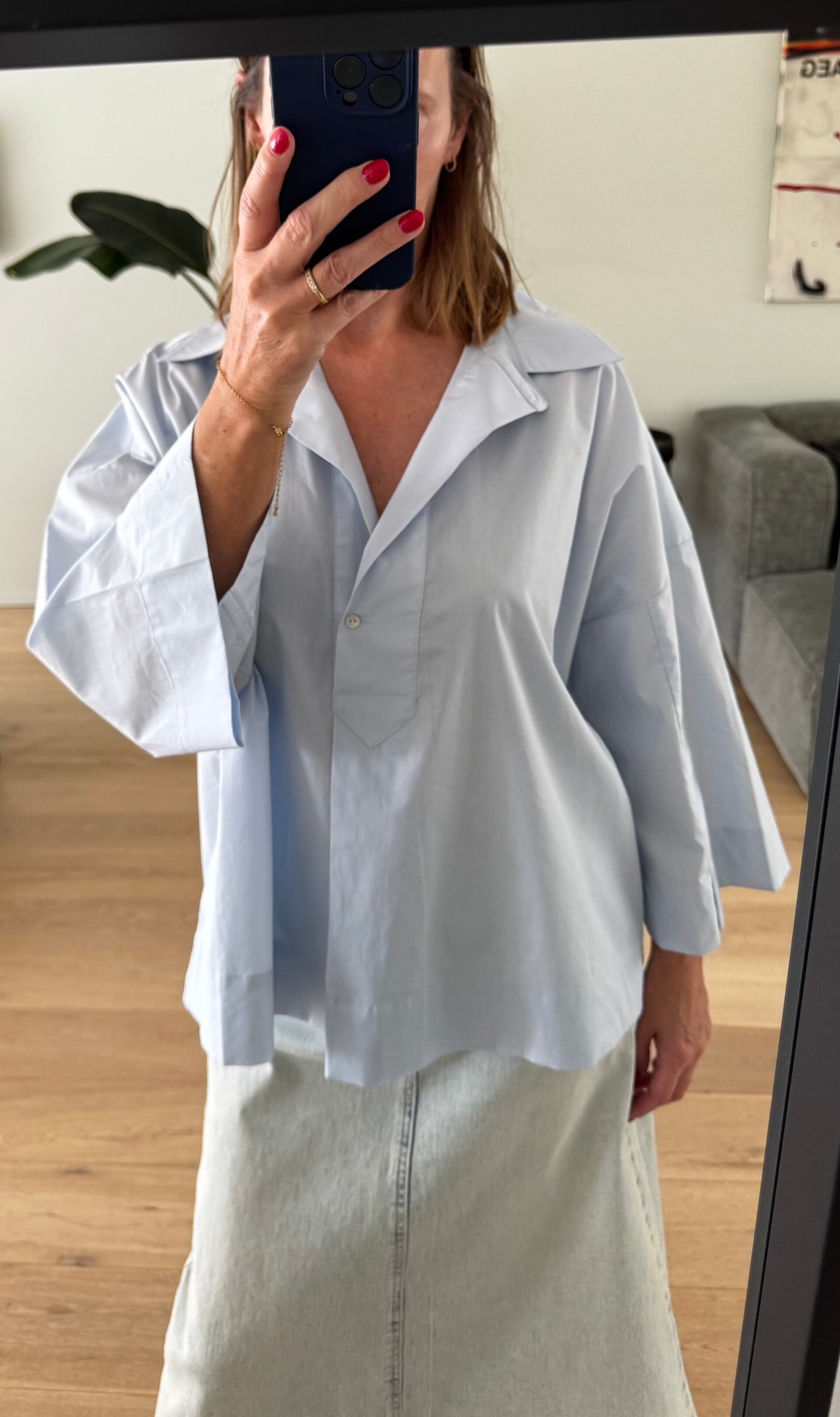 Scarlett blouse, light sky