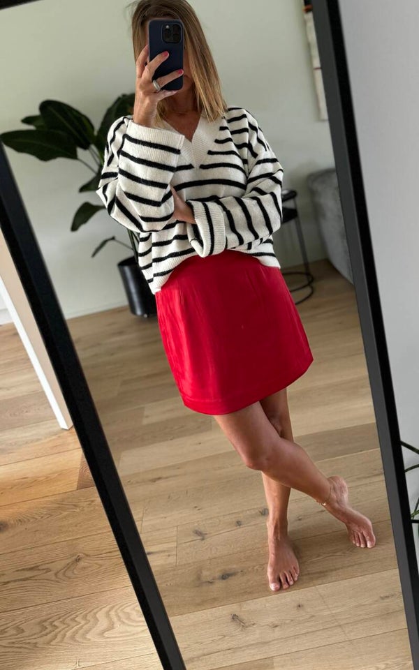 HailaGZ mini skirt, haute red