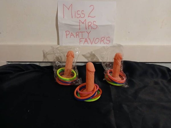 Table Ring Toss Game