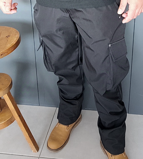Pantalon noir "zipwear"