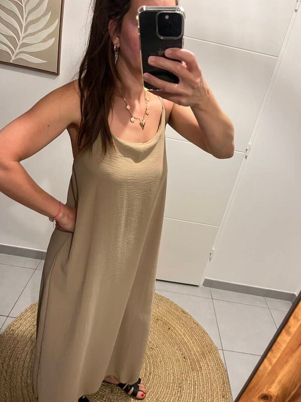 Robe fluide beige