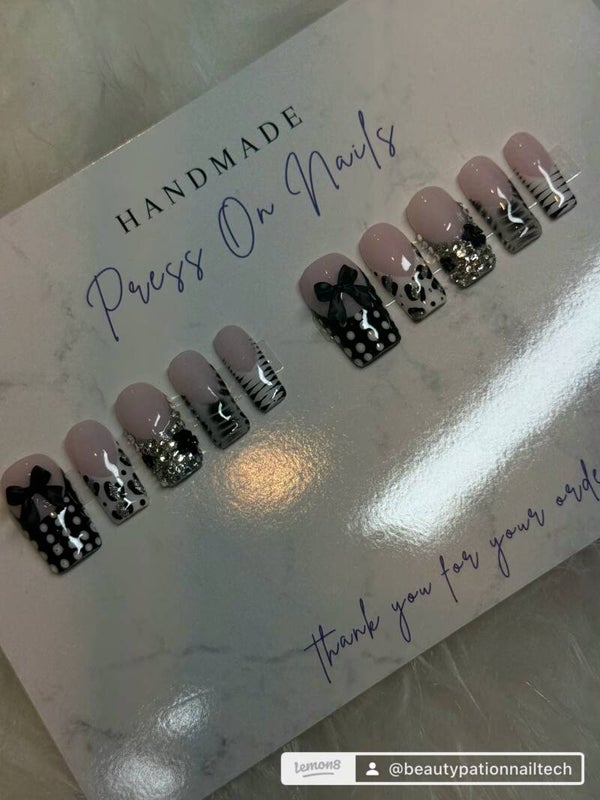 Dots 4