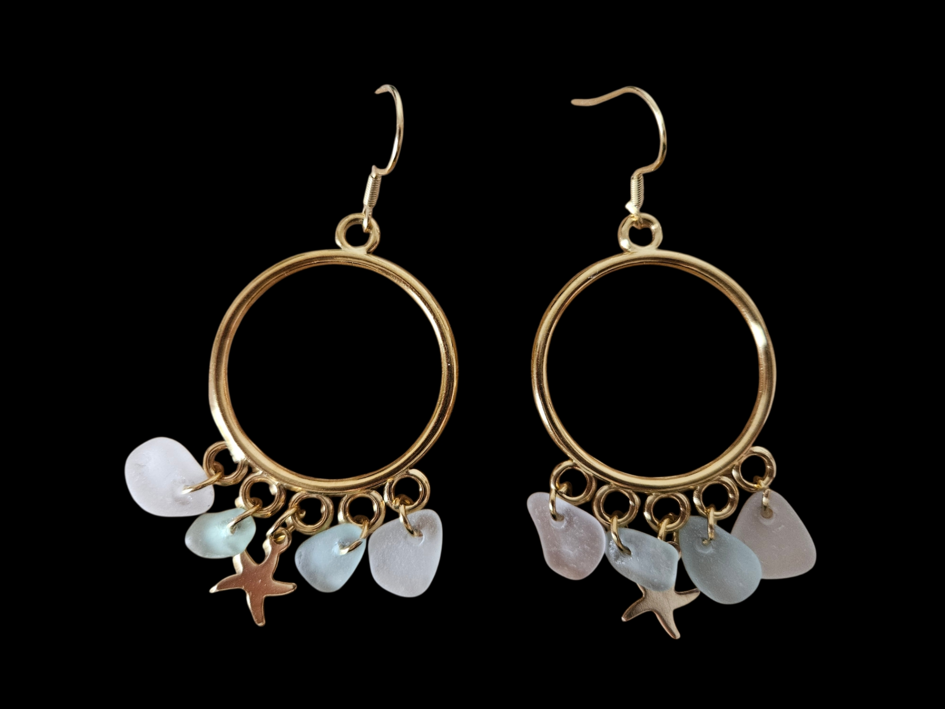 Créoles "Les trésors de Margaux" aux étoiles de mer et couleur douce