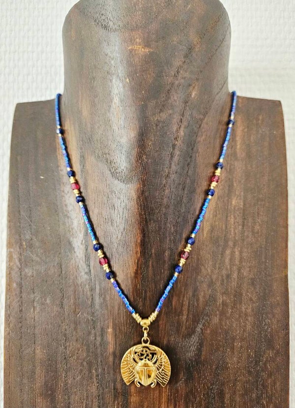 Collier "Le scarabée doré" Egypte antique perles miyuki et de bohème
