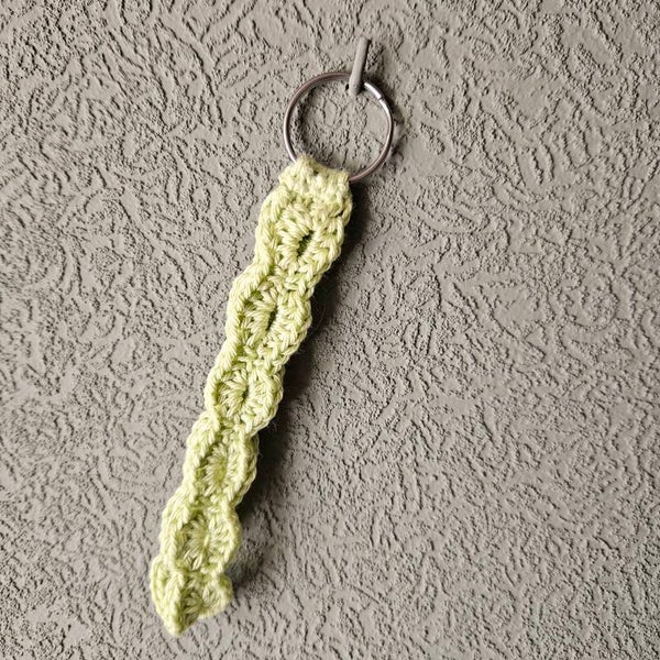 pols Keycord daisy, Gelbgrun