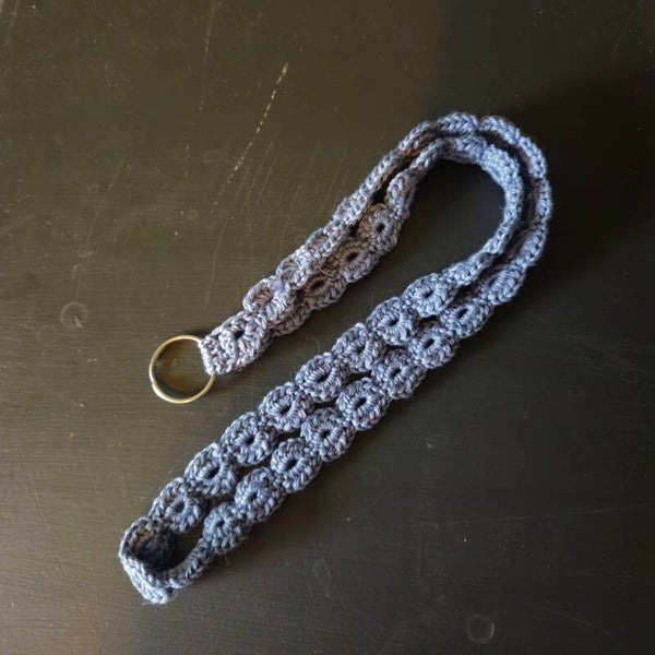 Keycord  lang, daisy Graublau