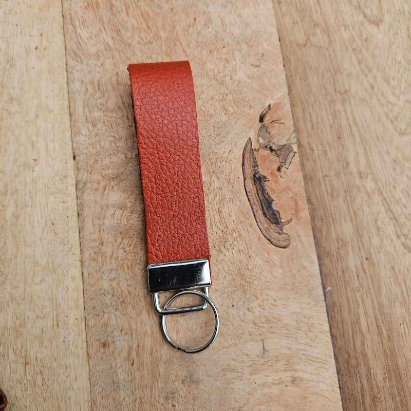 Sleutelhanger leer 14