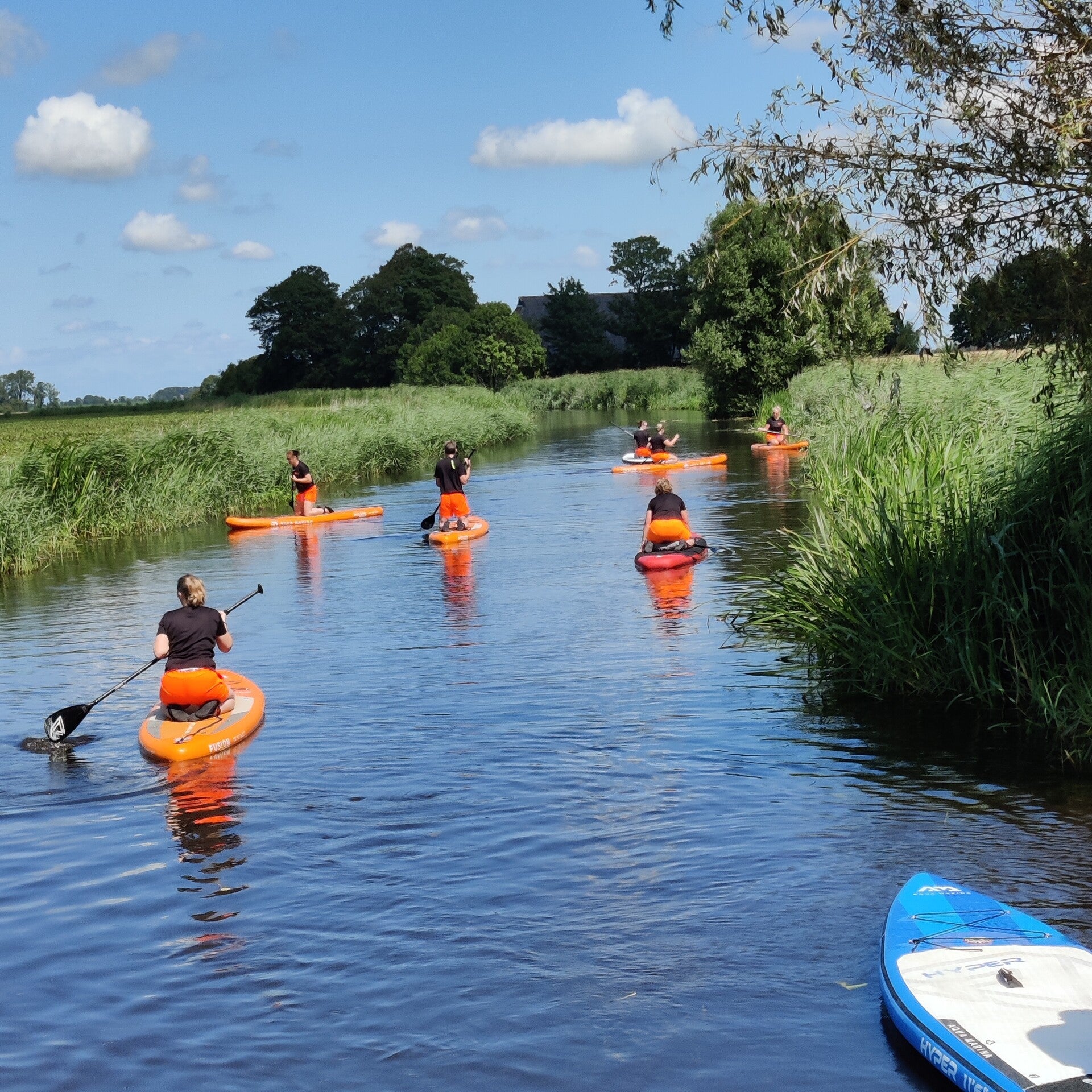 Mega SUP van SUP Verhuur Pieterzijl in Pieterzijl