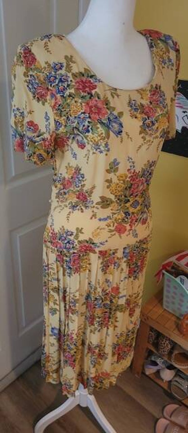 Talbots Vintage Talbots Floral Feminine Dress Size Petite 8