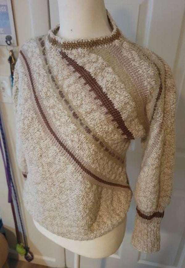 Vintage Cable Sweater Small Size. Cream And Beige With Cuffed Sleeve