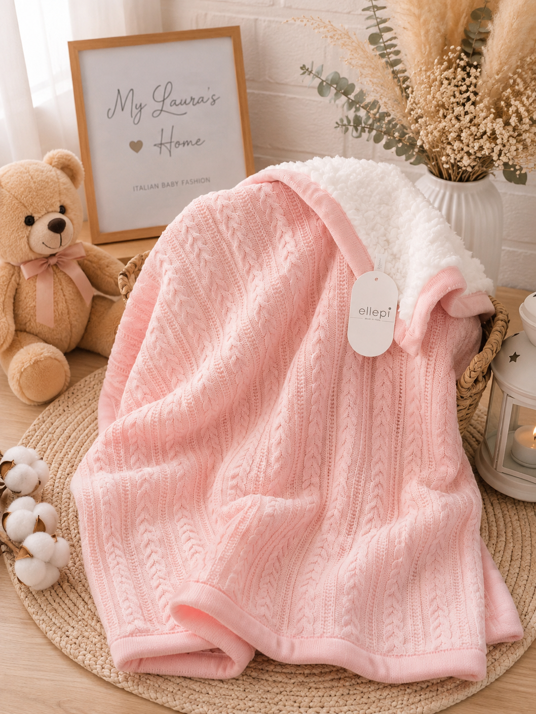 Copertina Rosa per Culla con Morbido Interno Sherpa – Eleganza e Comfort