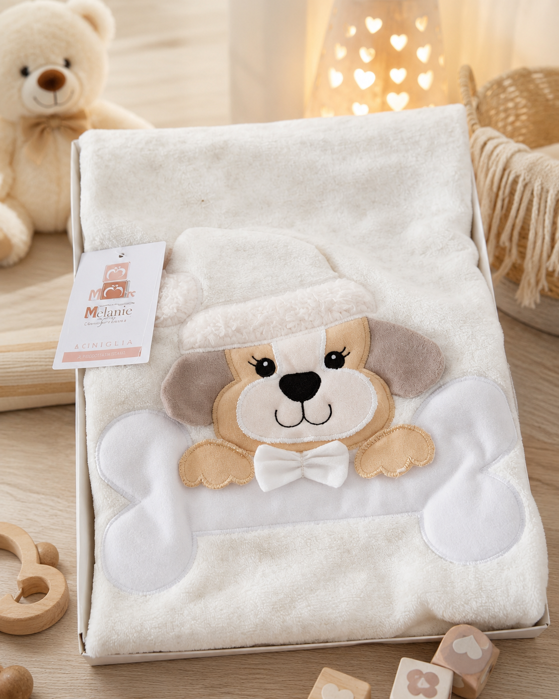 🐶 Kuschelige Babydecke mit süßem Hundemotiv – Babydecke in Cremeweiß