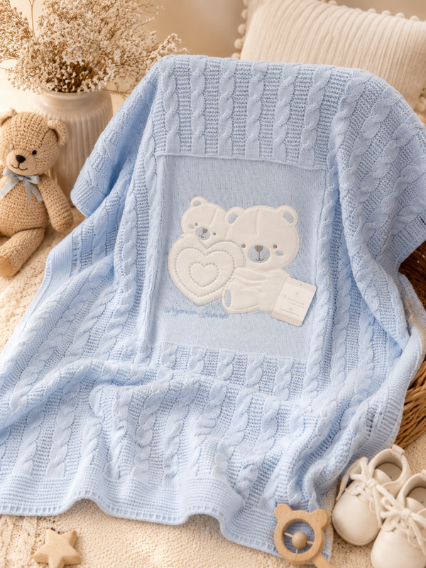 Babydecke Strickdecke Hellblau mit Teddy-Motiv