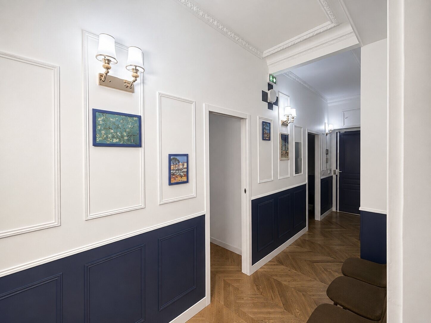Entrée et couloir du cabinet de cardiologie Port-Royal à Paris 5e
