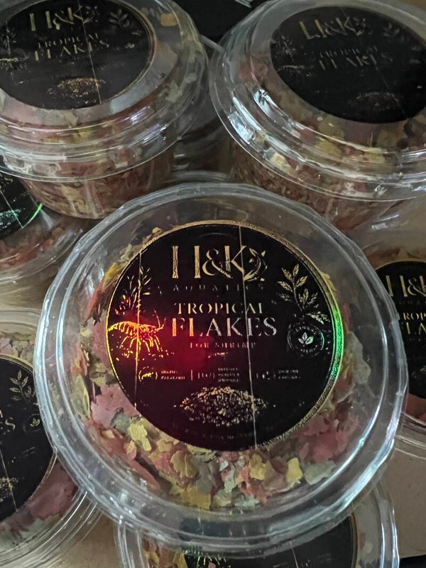 Tropical Flake Food – 20g Tub 🦐