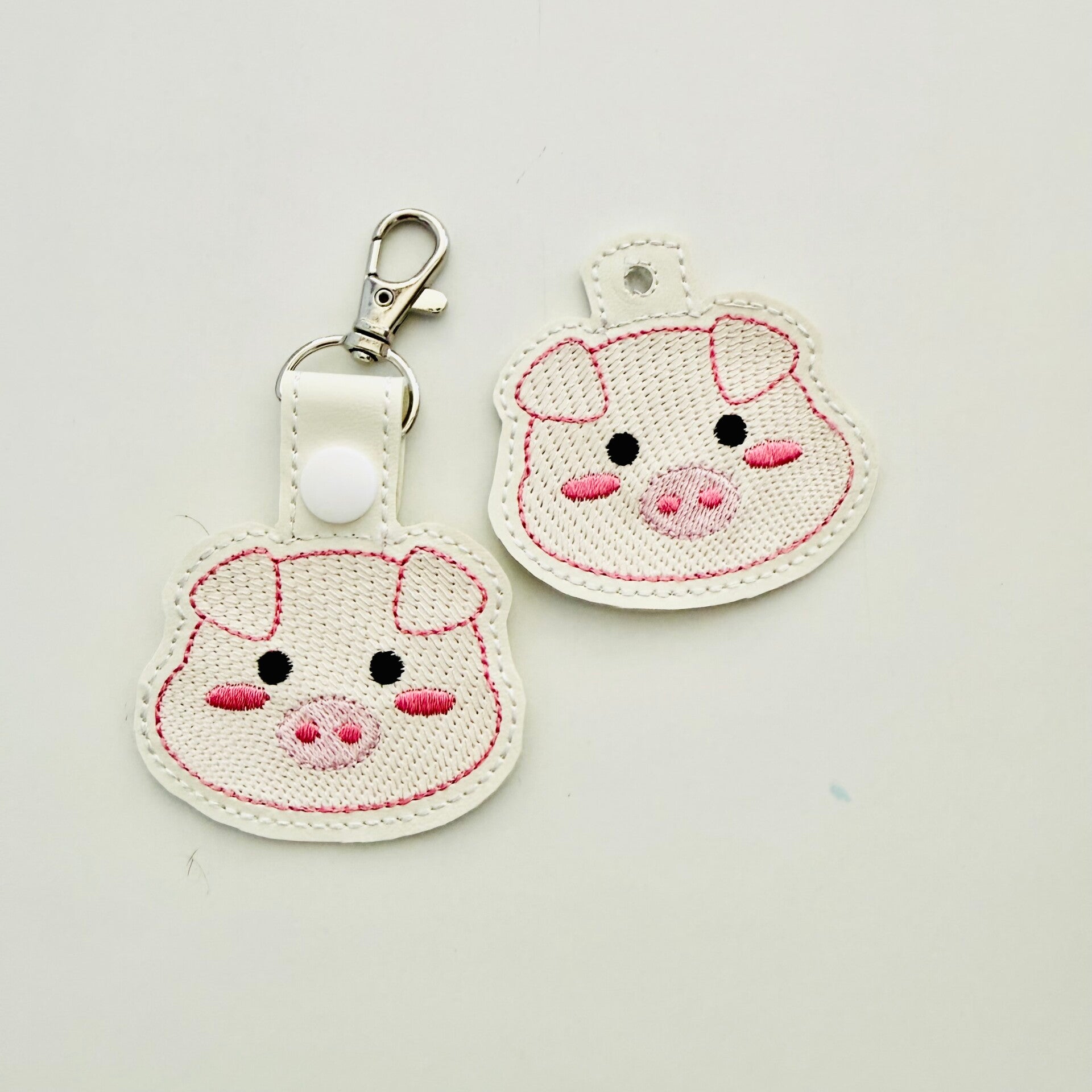 Sketch Pig Face Keyring & Eyelet