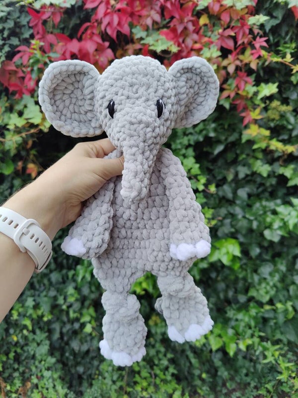 Ezra Elephant