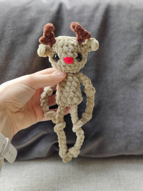 Sleigh squad - reindeer
