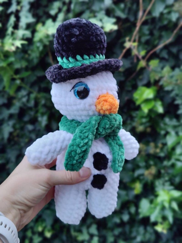 Icy snowman