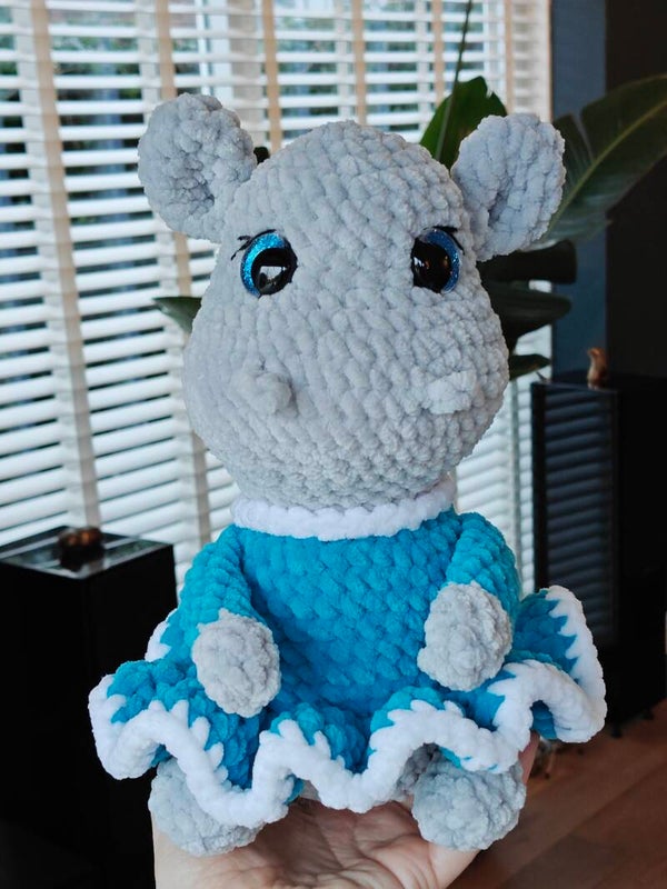 Winter hippo