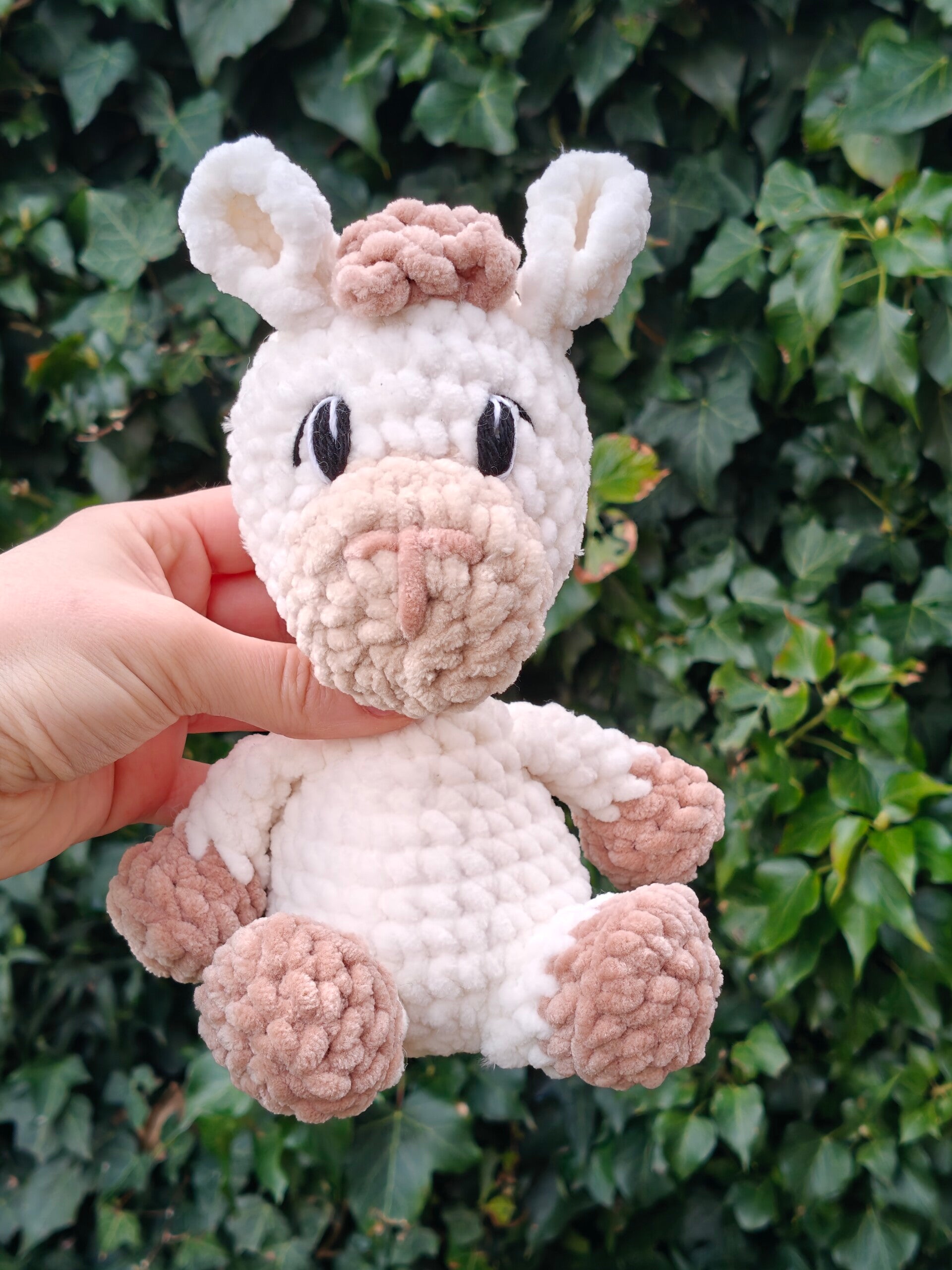 Lola Llama pattern PDF