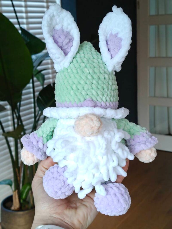 Easter gnome