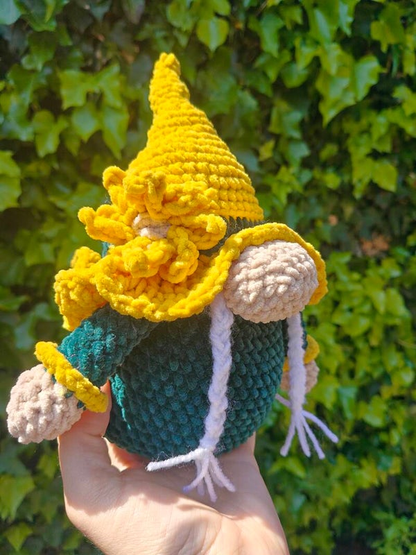 Sunny the sunflower gnome