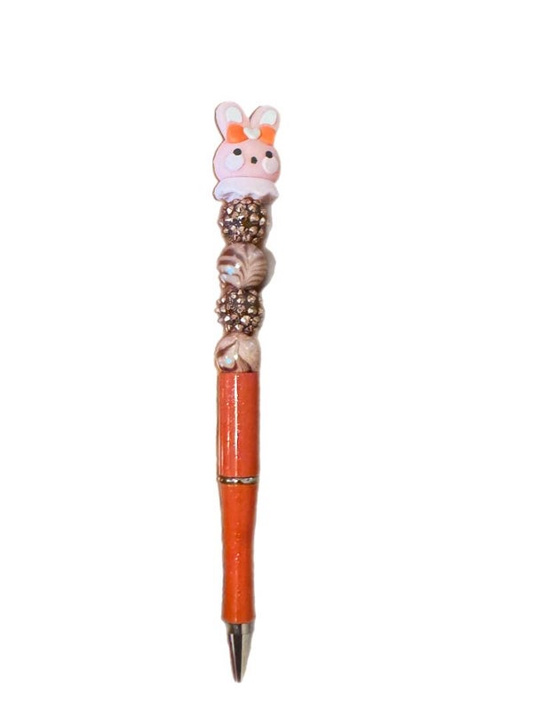 Customized bunny pen