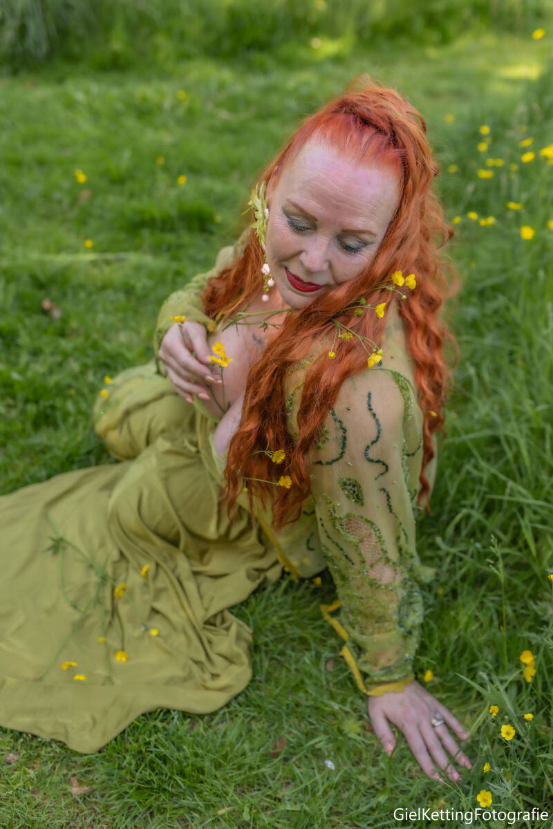 evelyn-_g0a7978-standard.jpg
