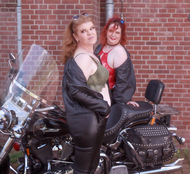 lucy-mirjam-_mg_4853-standard.jpg