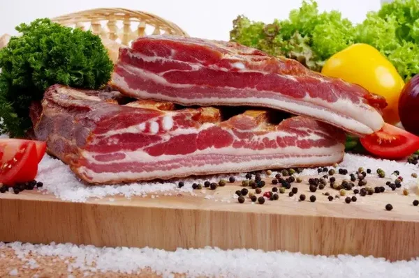 Geräucherte Speck nach "Kolozsvar" Art   250g