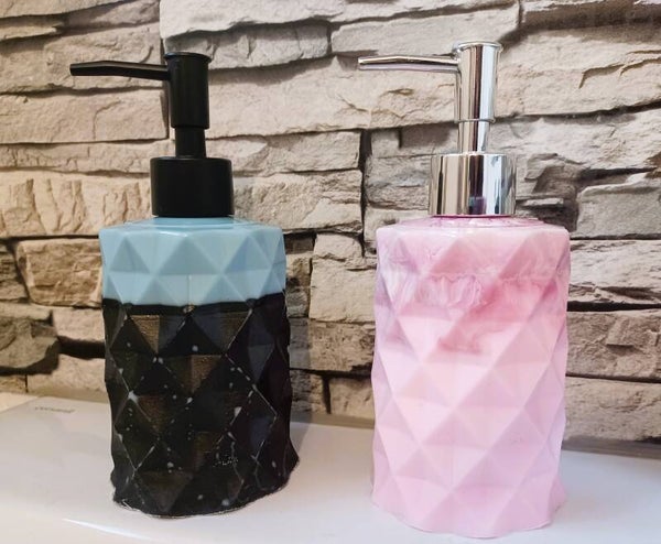 Seifenspender aus Resin - handgefertigt