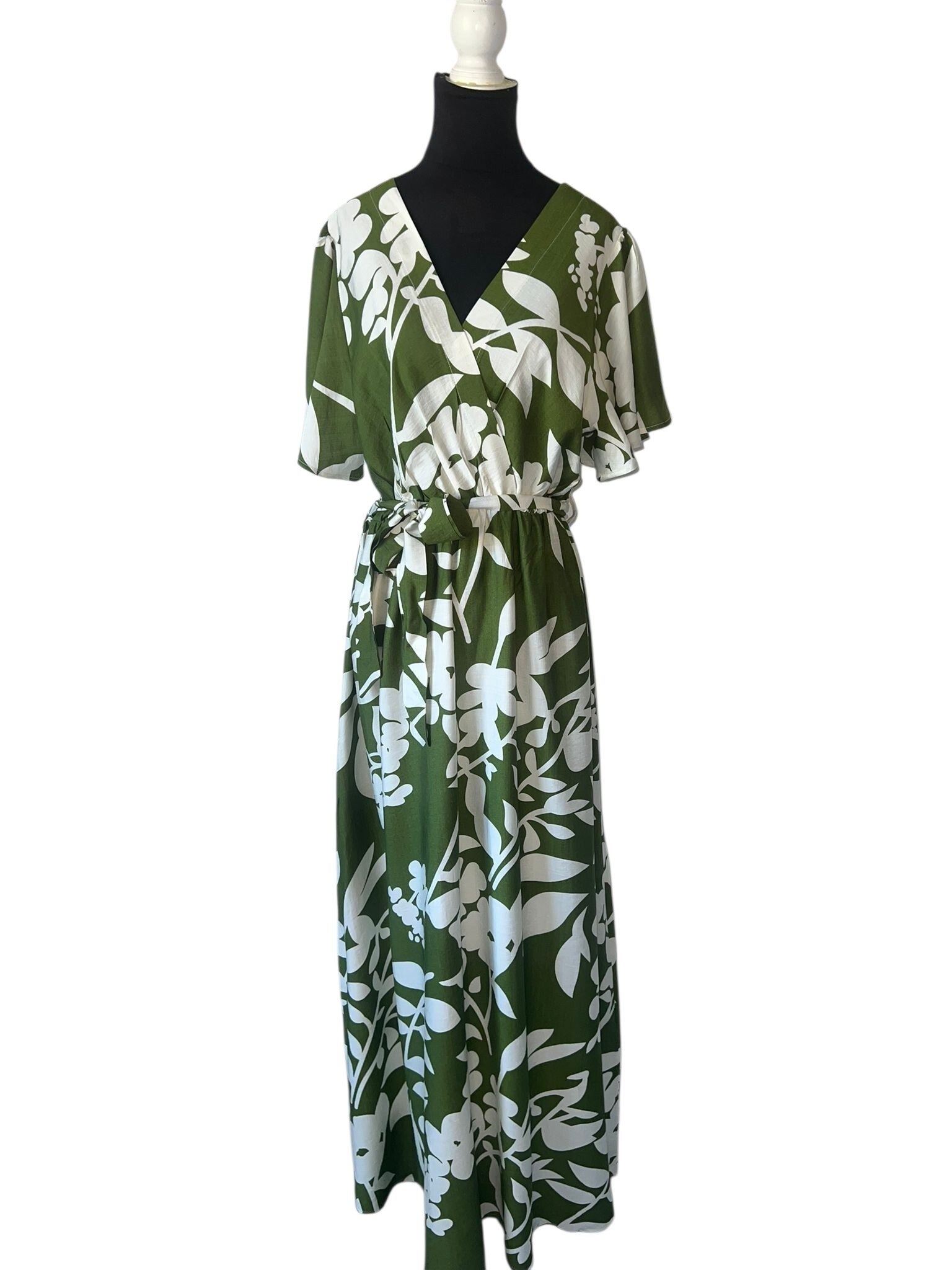 Élégante robe longue en lin léger