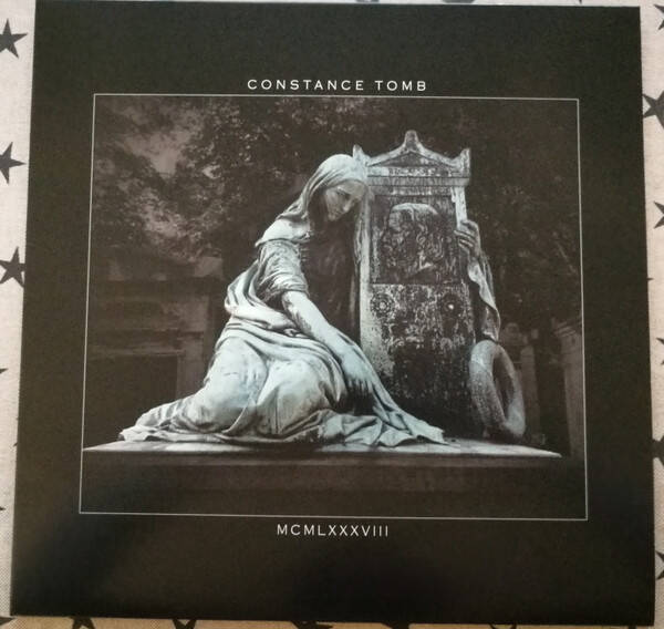 Constance Tomb- MCMLXXXVIII (Geel/Rood)
