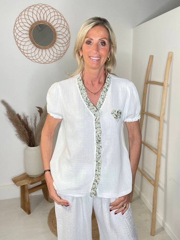 LA BLOUSE DUCHESSE