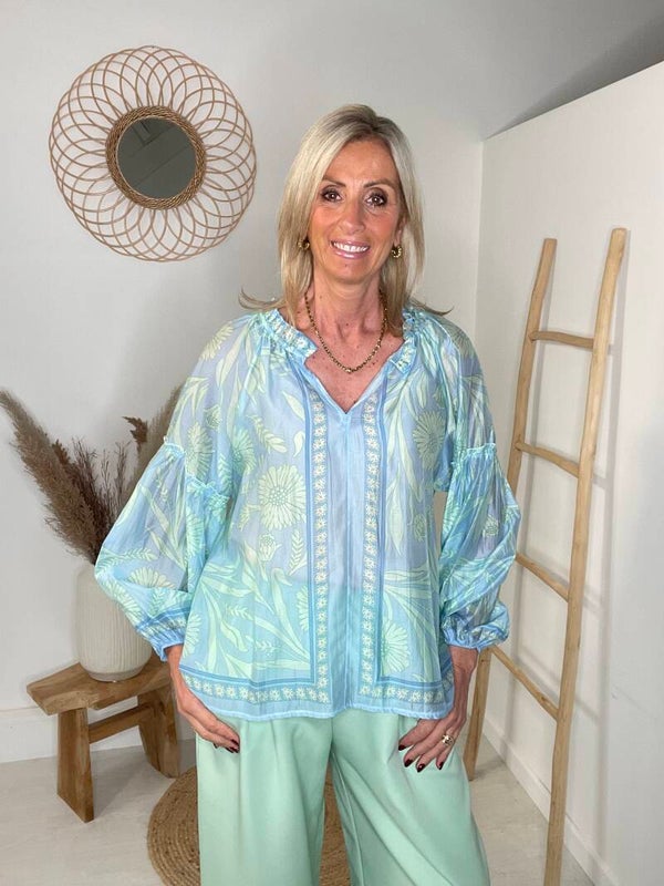 LA BLOUSE TERRA