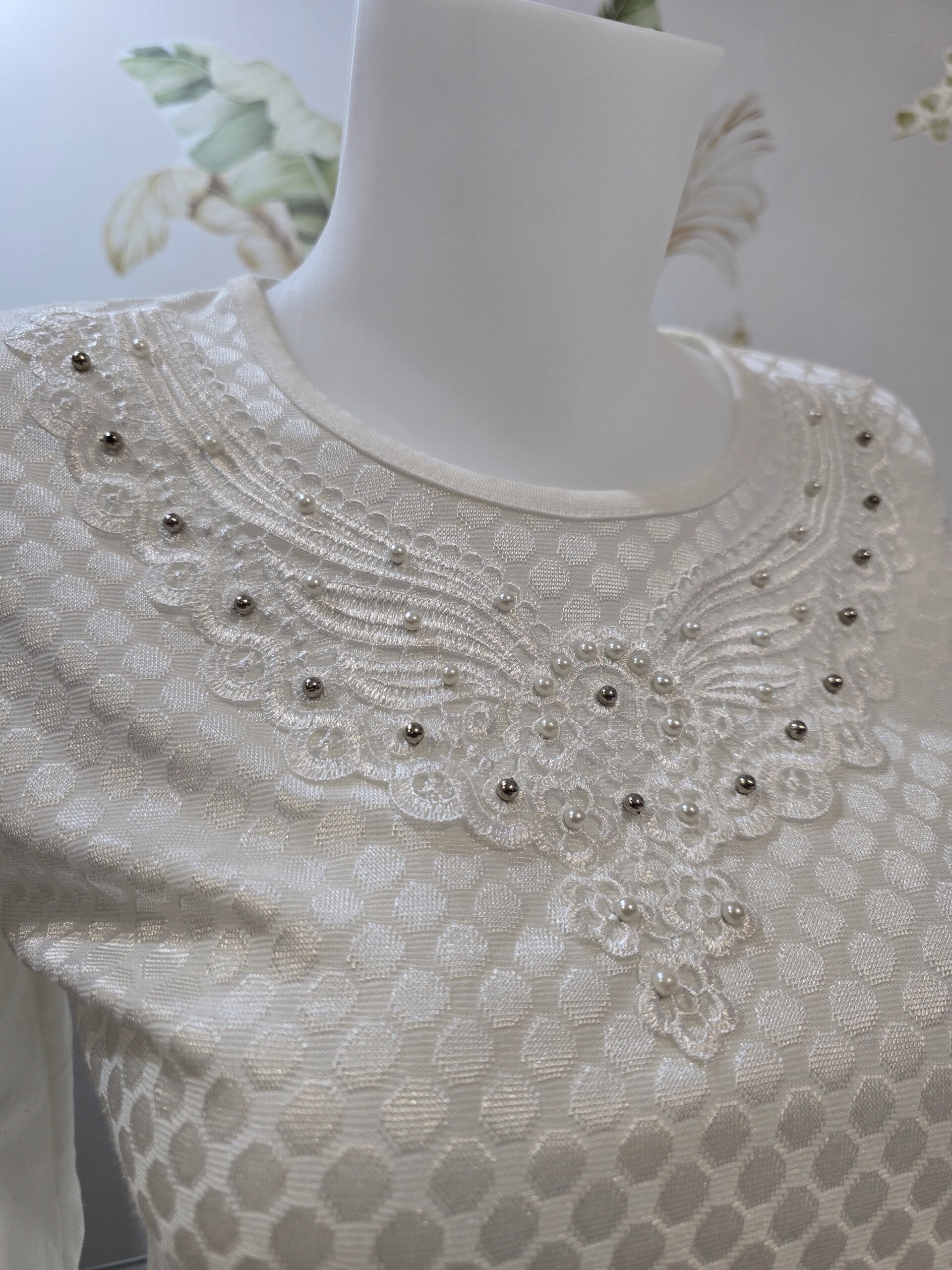 Maglia Fantasia Ricamo