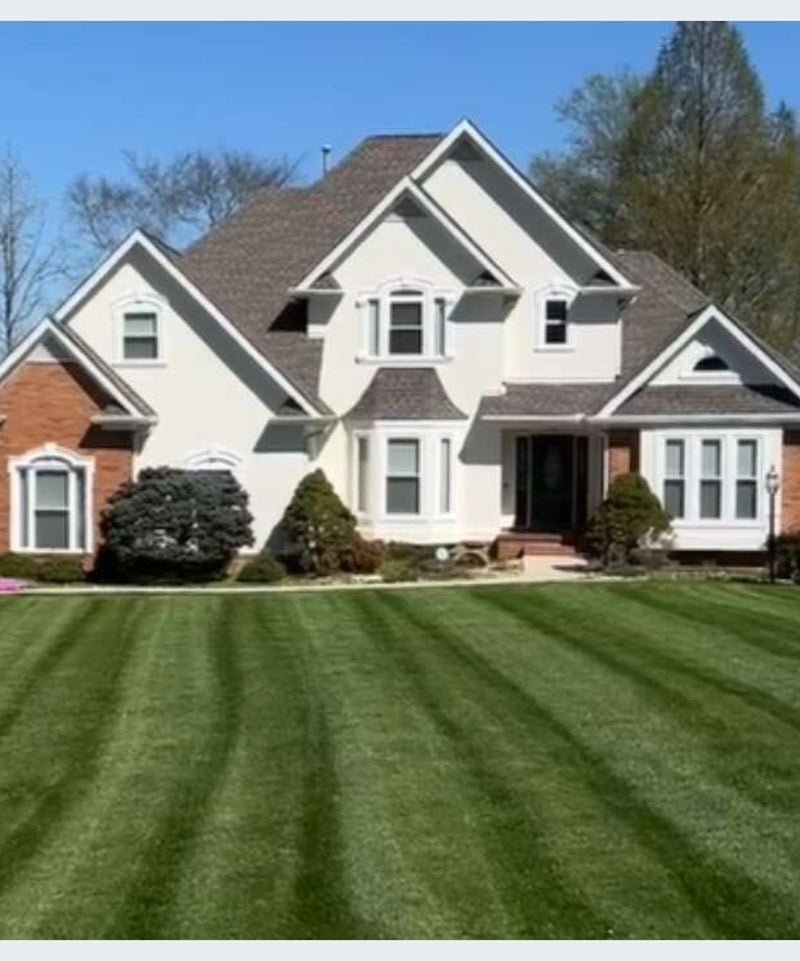 Integrity Lanscapes Chattanooga mowing services