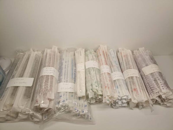 Lot pipettes 50 ml , 25 ml , 10 ml ,5 ml , 2 ml