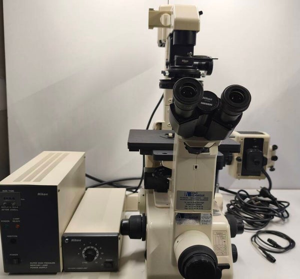 microscope inversé Nikon Diaphot 300 a fluorescence et phase +