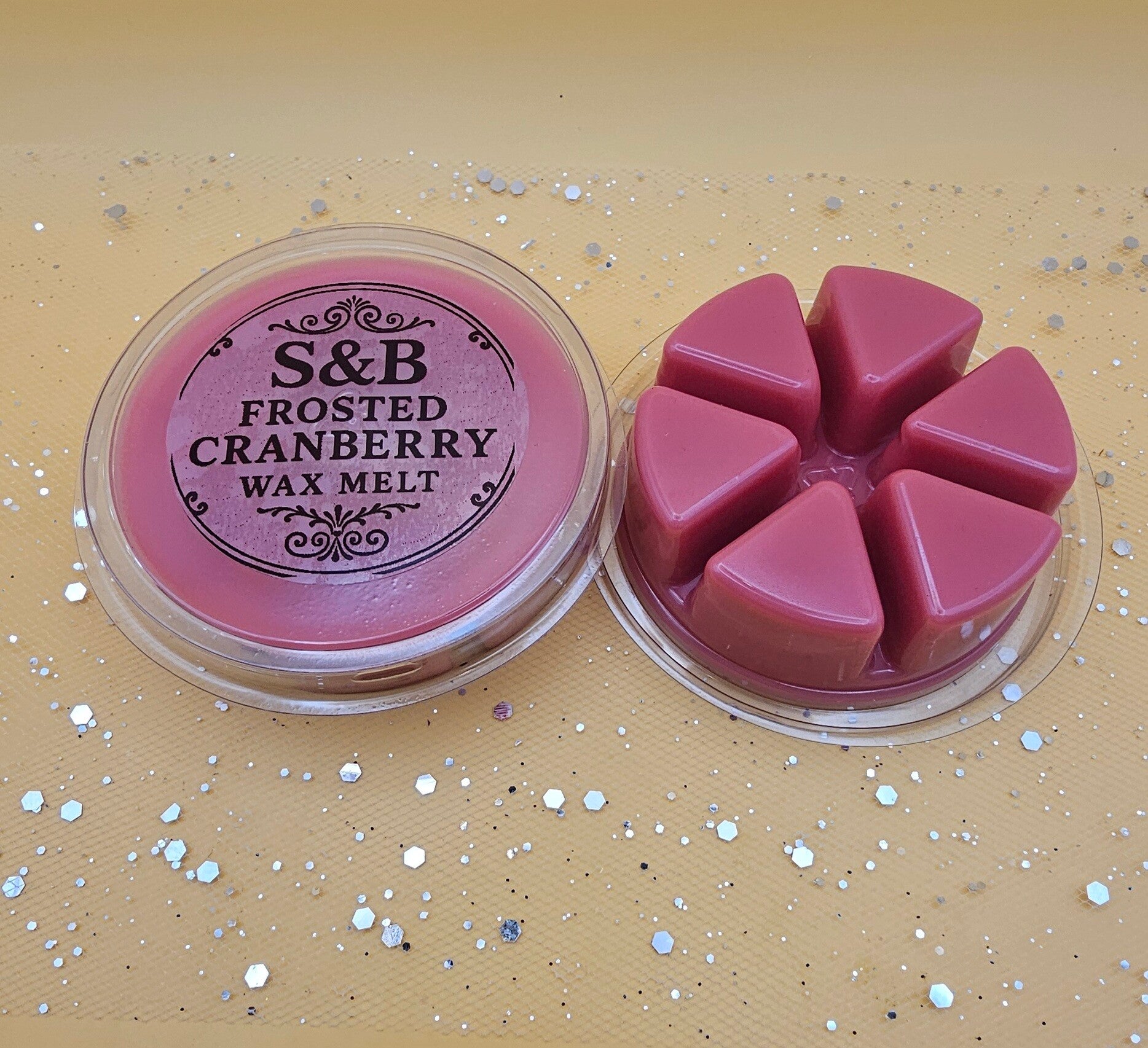 Frosted Cranberry Wax Melt Clamshell