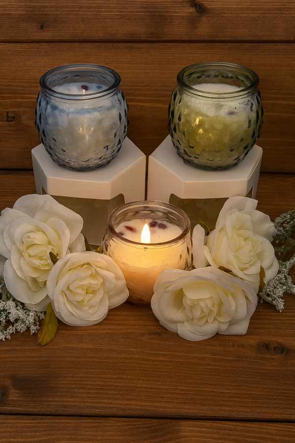 Fresh Linen & Rose Flower Scented Candle – 80g