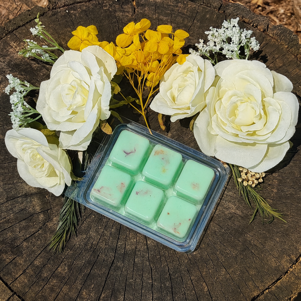 Lime, Basil & Mandarine Wax Melts Clamshell – Infused with Rose Flowers