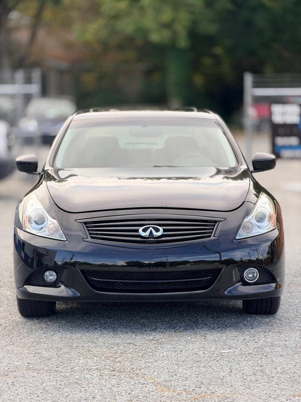 2011 Infiniti G37