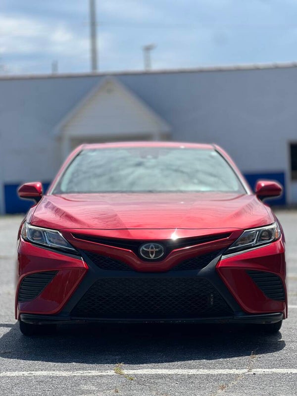 2019 Toyota Camry SE